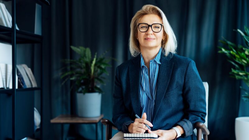 Confident woman leader